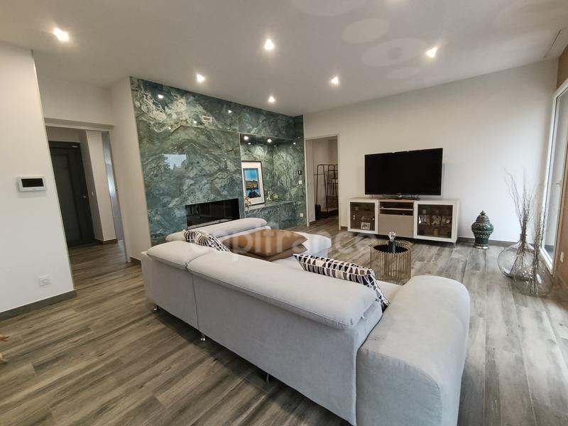 Maison d'architecte - 376 m² - 11 pièces