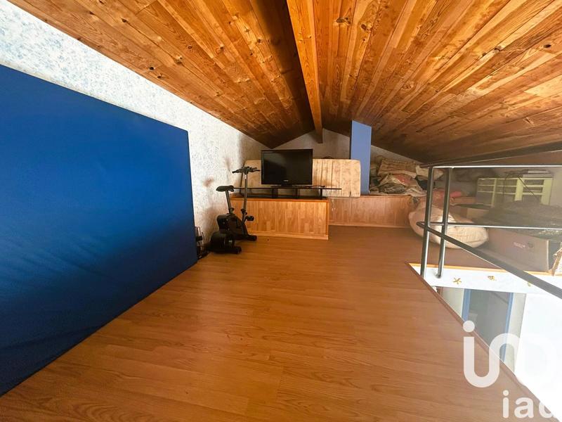 Maison - 182 m² - 6 pièces