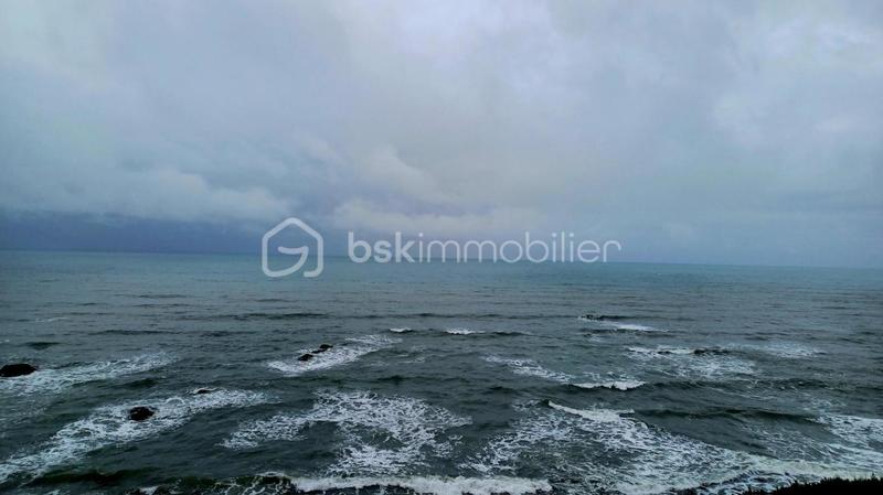 Appartement - 100 m² - 4 pièces