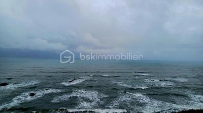 Appartement - 100 m² - 4 pièces