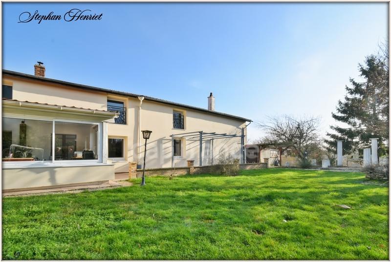 Maison de village - 106 m² - 4 pièces