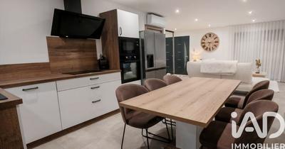 Maison - 93 m² - 3 pièces