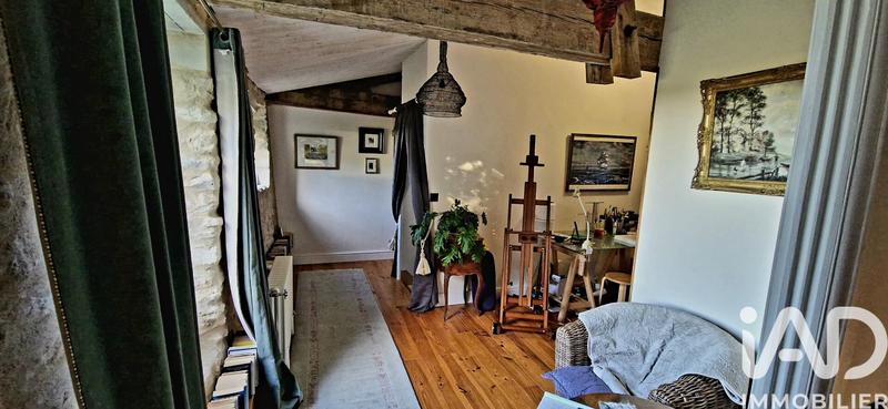 Maison - 230 m² - 6 pièces