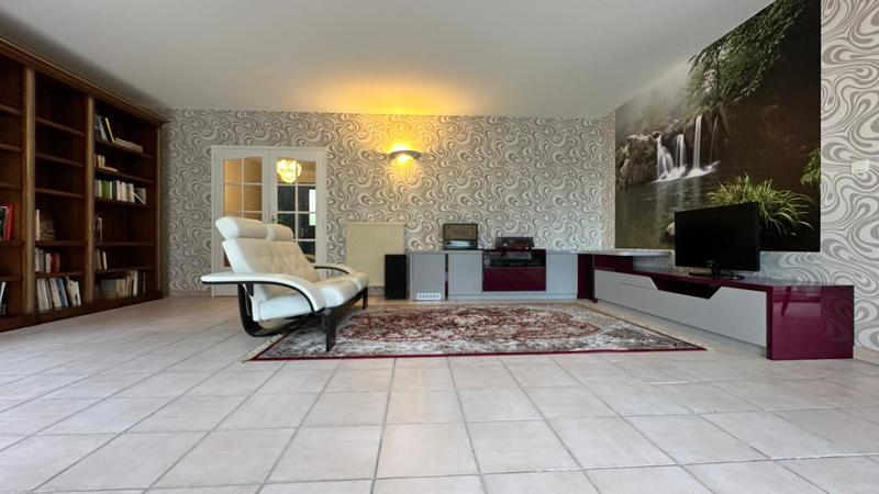 Maison - 162 m² - 6 pièces