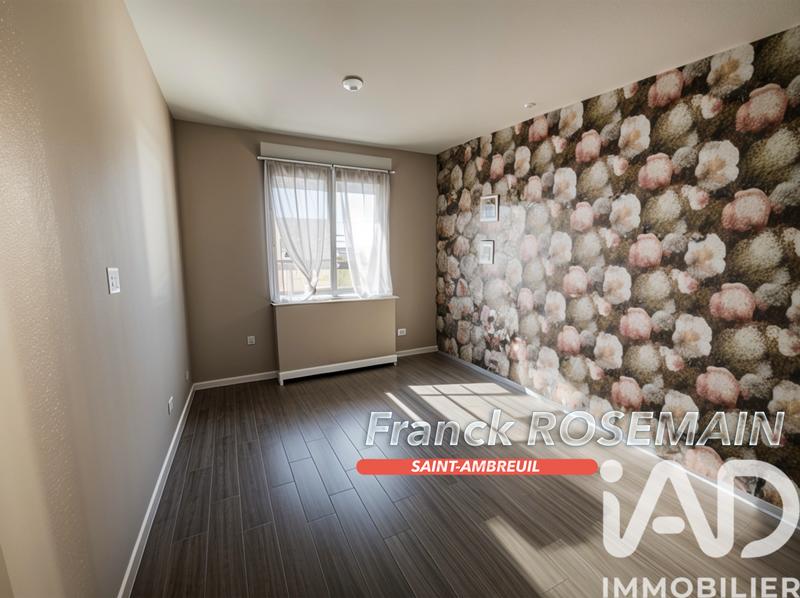 Maison - 260 m² - 10 pièces