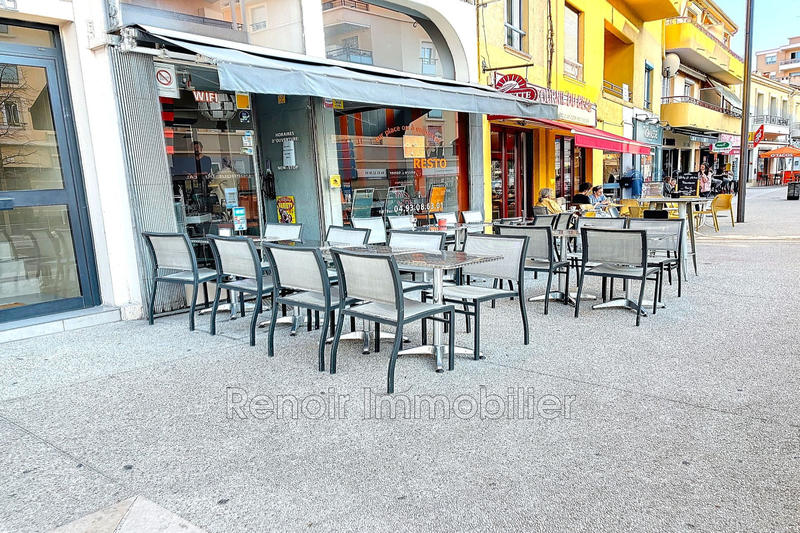 Fonds de commerce - Magasins - 52 m²