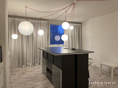 Local commercial - 2 pièces