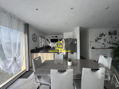 Maison - 102 m² - 5 pièces