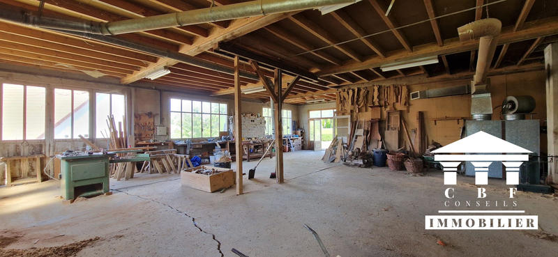 Maison traditionnelle - 99 m² - 5 pièces