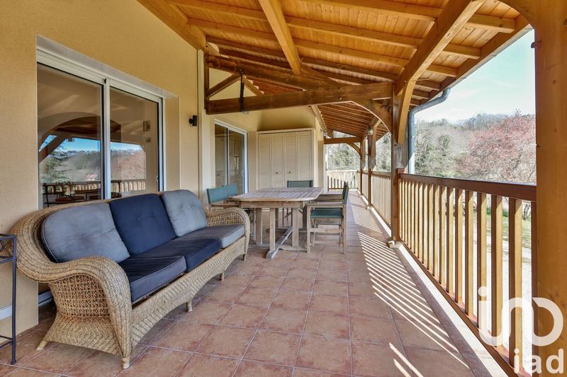 Maison - 167 m² - 5 pièces