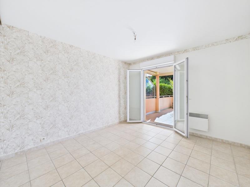 Appartement - 80 m² - 3 pièces