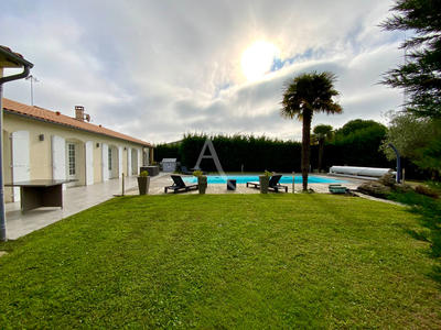 Maison - 274 m² - 9 pièces