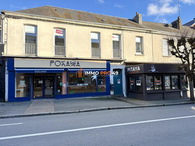 Local commercial - 180 m² - 5 pièces