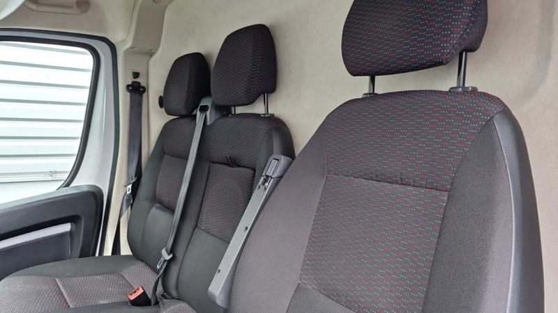 Peugeot Boxer Fourgon Tole 333 L2h2 Bluehdi 140 Ss Asphalt