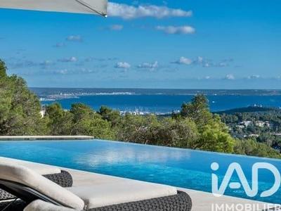 Maison - 600 m² - 12 pièces