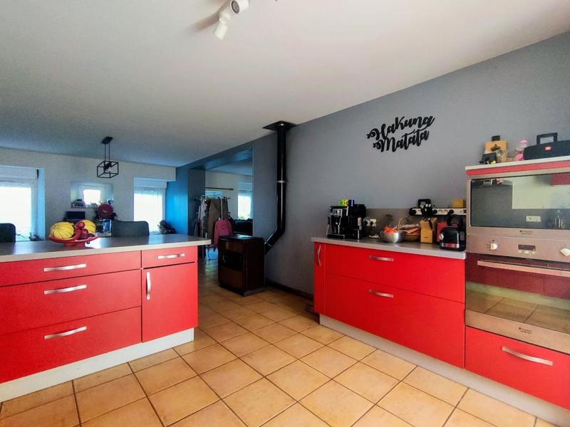 Propriété - 302 m² - 12 pièces