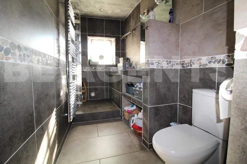 Maison - 145 m² - 6 pièces