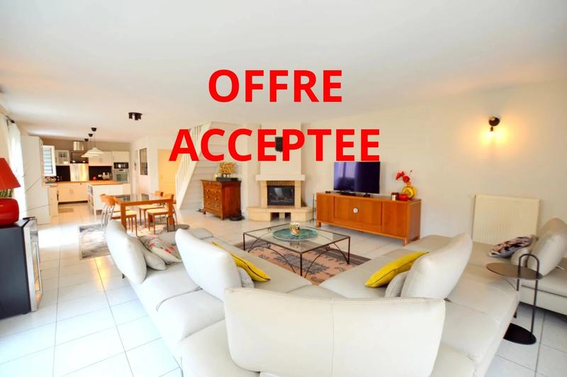 Maison - 160 m² - 4 pièces