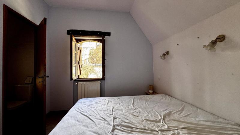 Maison - 220 m² - 9 pièces