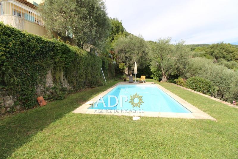 Maison - 178 m² - 5 pièces