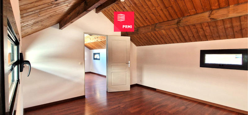 Maison - 97 m² - 5 pièces