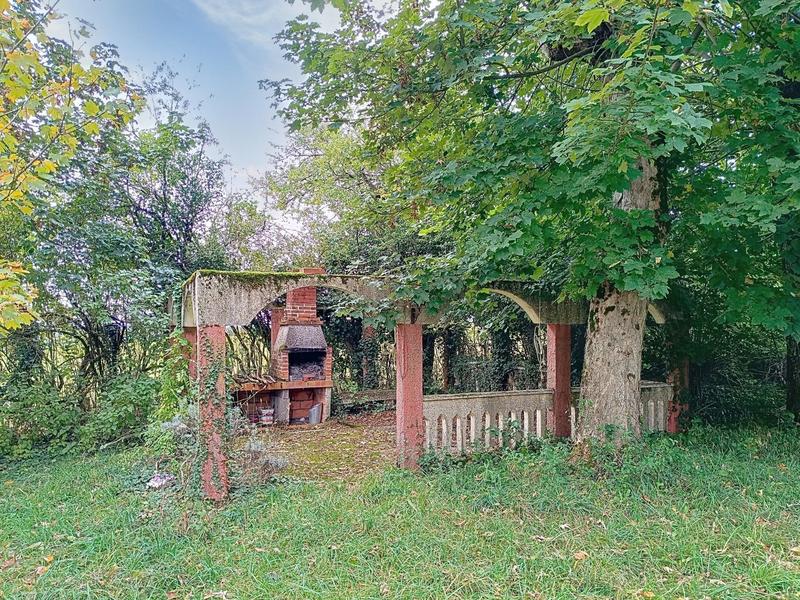 Maison - 230 m² - 7 pièces