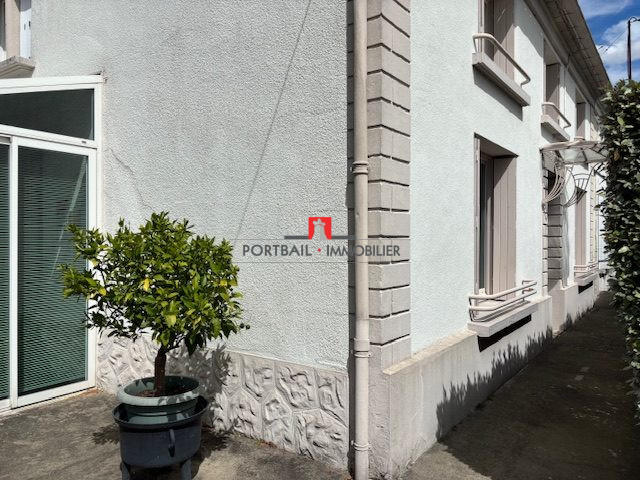 Maison - 159 m² - 6 pièces