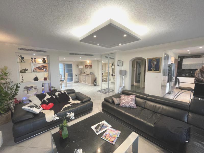 Appartement - 119 m² - 3 pièces