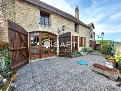 Maison - 311 m² - 11 pièces