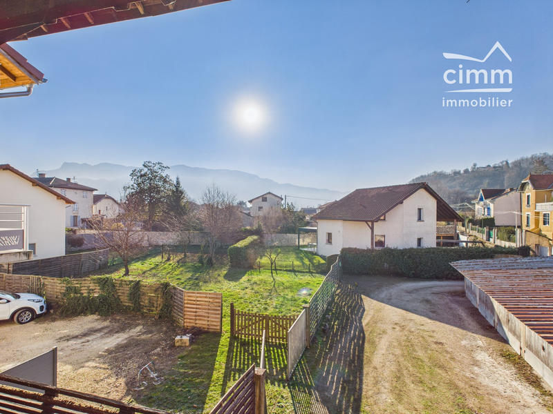 Parking / Garage - 145 m²