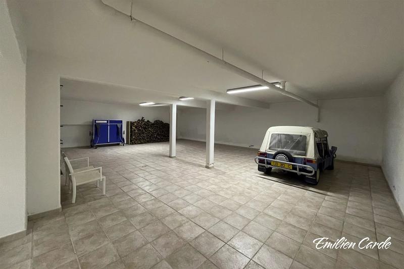 Villa - 167 m² - 6 pièces