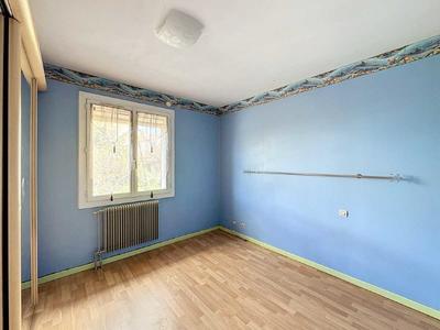 Maison - 80 m² - 5 pièces