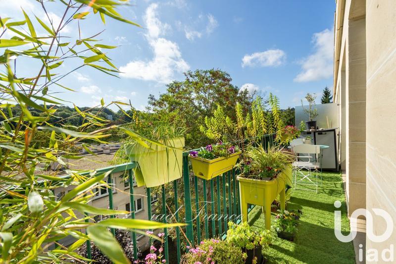 Appartement - 100 m² - 5 pièces