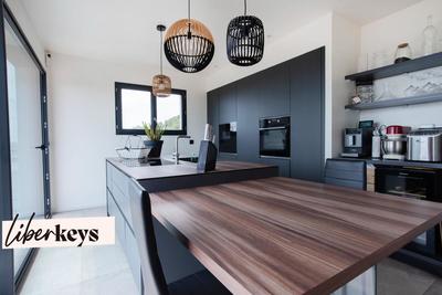 Maison - 152 m² - 5 pièces