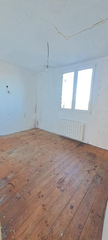 Maison - 85 m² - 5 pièces