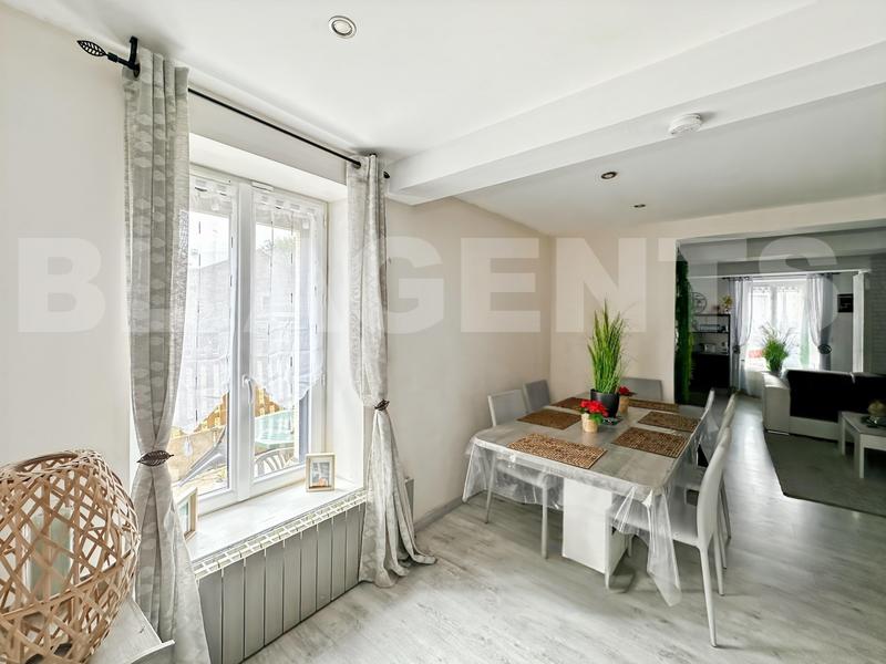 Maison - 117 m² - 7 pièces