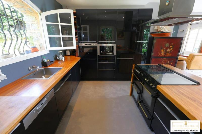 Villa - 154 m² - 5 pièces