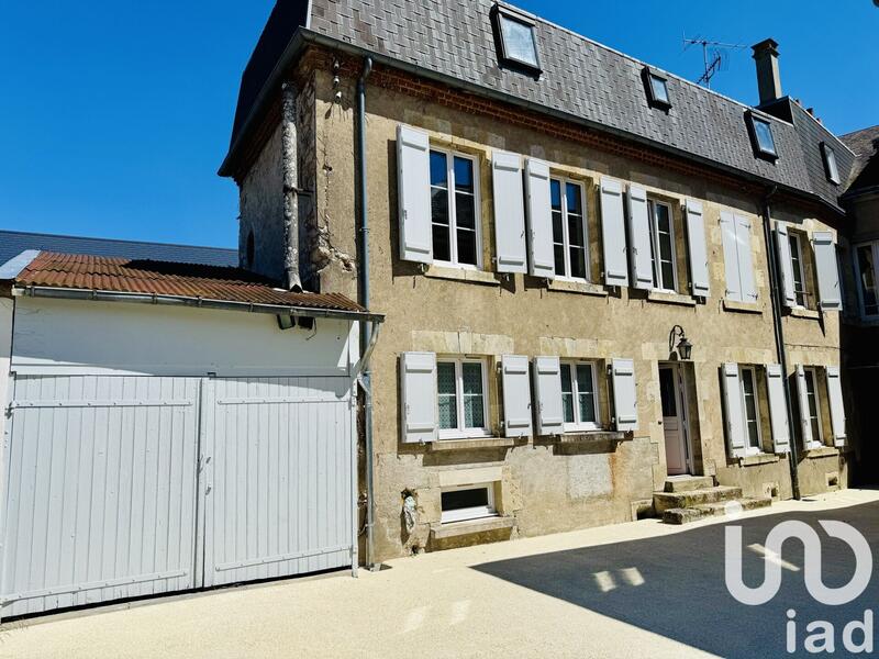 Maison de ville - 95 m² - 5 pièces