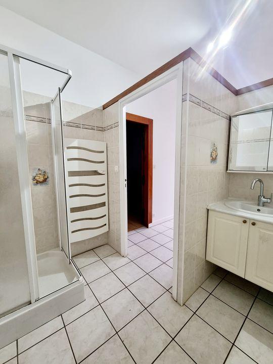 Demeure - 359 m² - 11 pièces