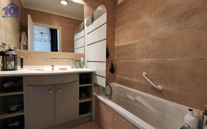 Appartement - 70 m² - 3 pièces