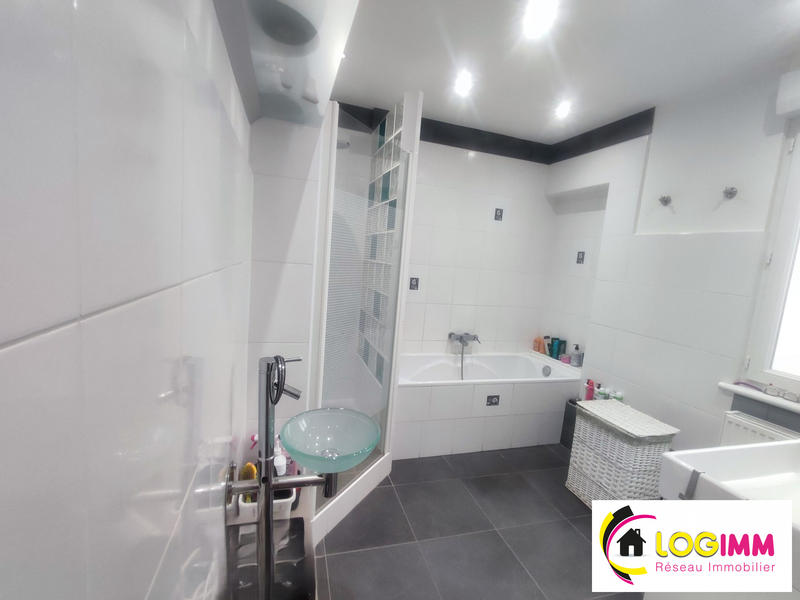 Maison - 160 m² - 6 pièces