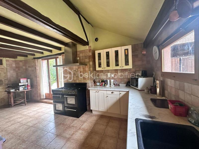 Propriété - 398 m² - 13 pièces