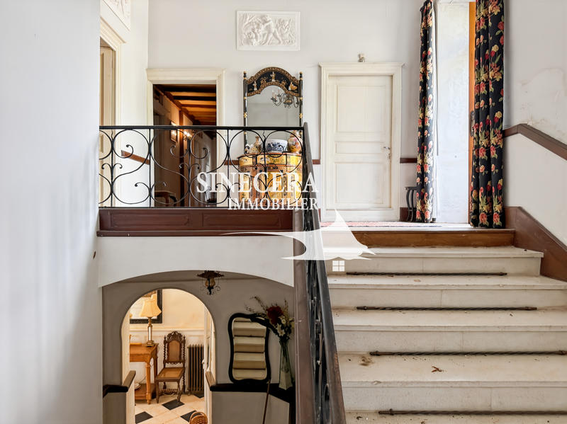 Château - 600 m² - 19 pièces