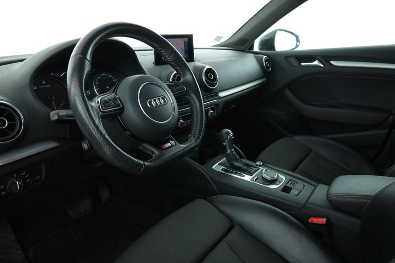 Audi A3 sportback 2.0 Tdi s line s tronic 6 150 ch