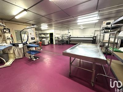 Local commercial - 200 m²