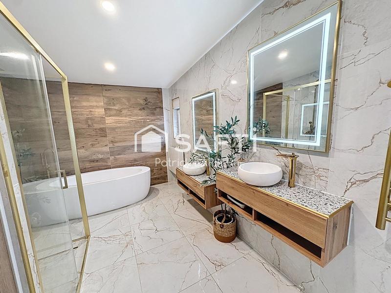 Maison - 105 m² - 6 pièces