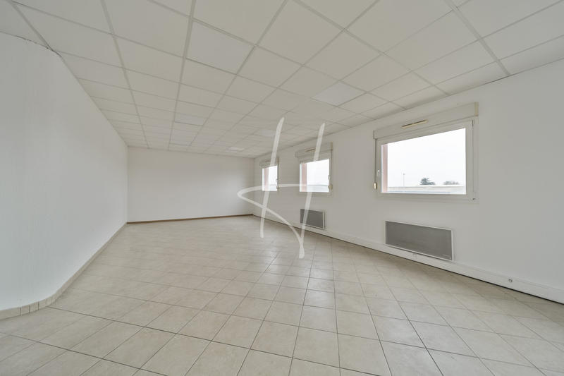Local d'activités - 600 m²