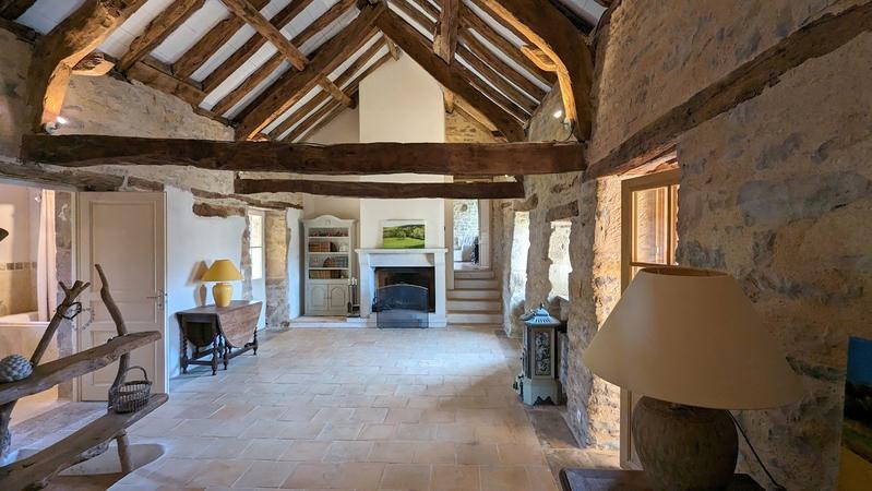 Maison - 187 m² - 4 pièces