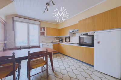 Maison de village - 166 m² - 7 pièces