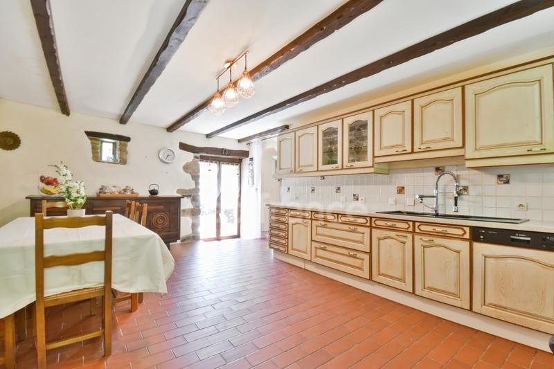 Longère - 240 m² - 8 pièces